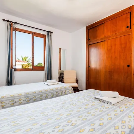 Ullastres Iii Lejlighed