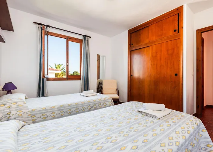 Ullastres Iii Apartment